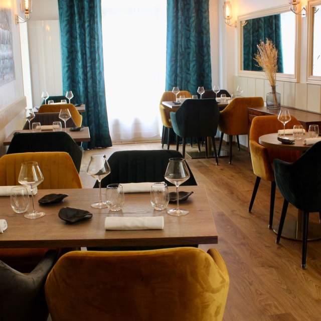 Salle L’Huitrier Pie Restaurant Gastronomique Saint-Emilion